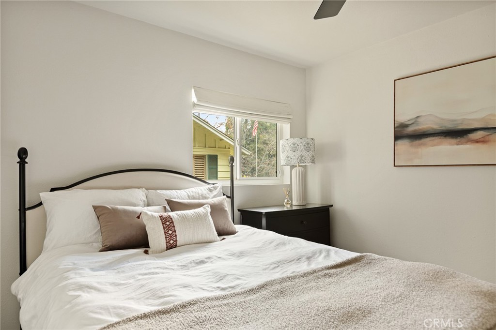 24379 San Moritz Property Photo 16