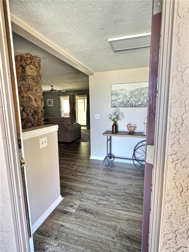 13851 Titonka Property Photo 4