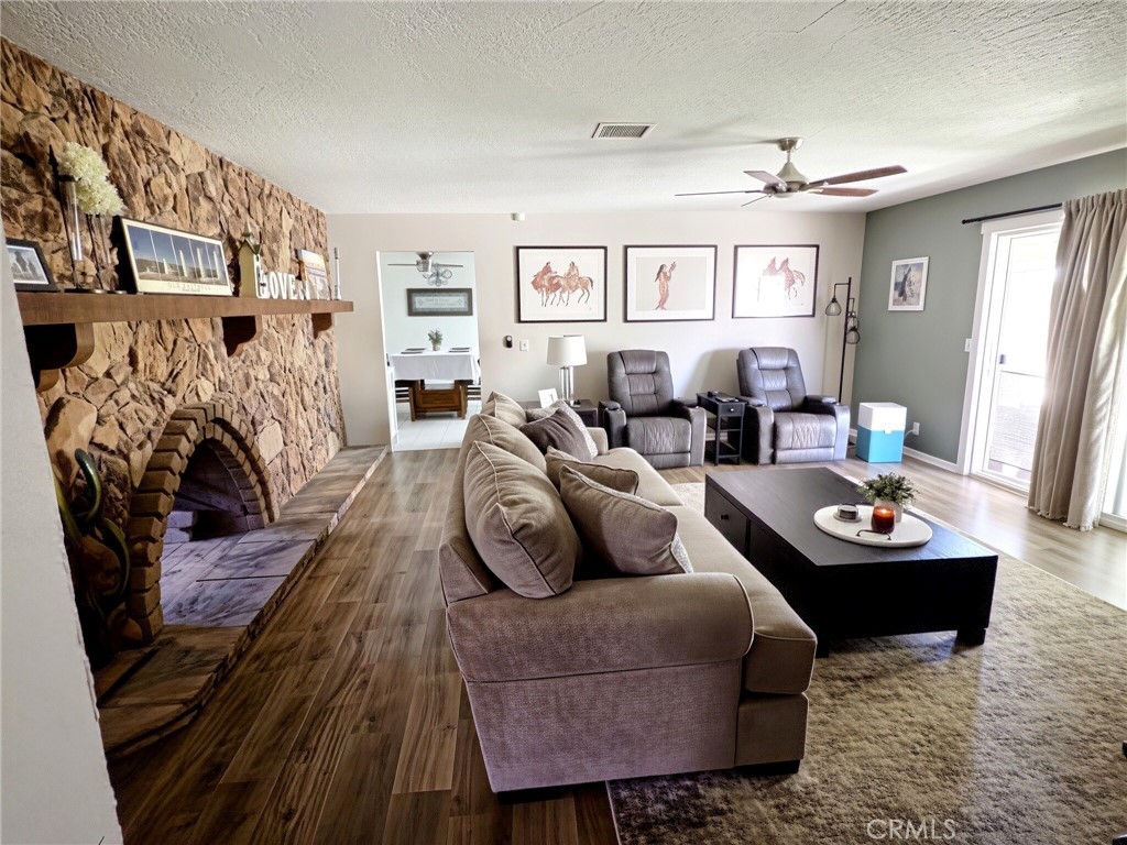 13851 Titonka Property Photo 9