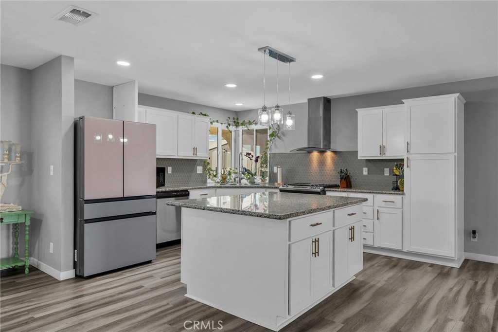 11990 Lasselle Street Property Photo 17