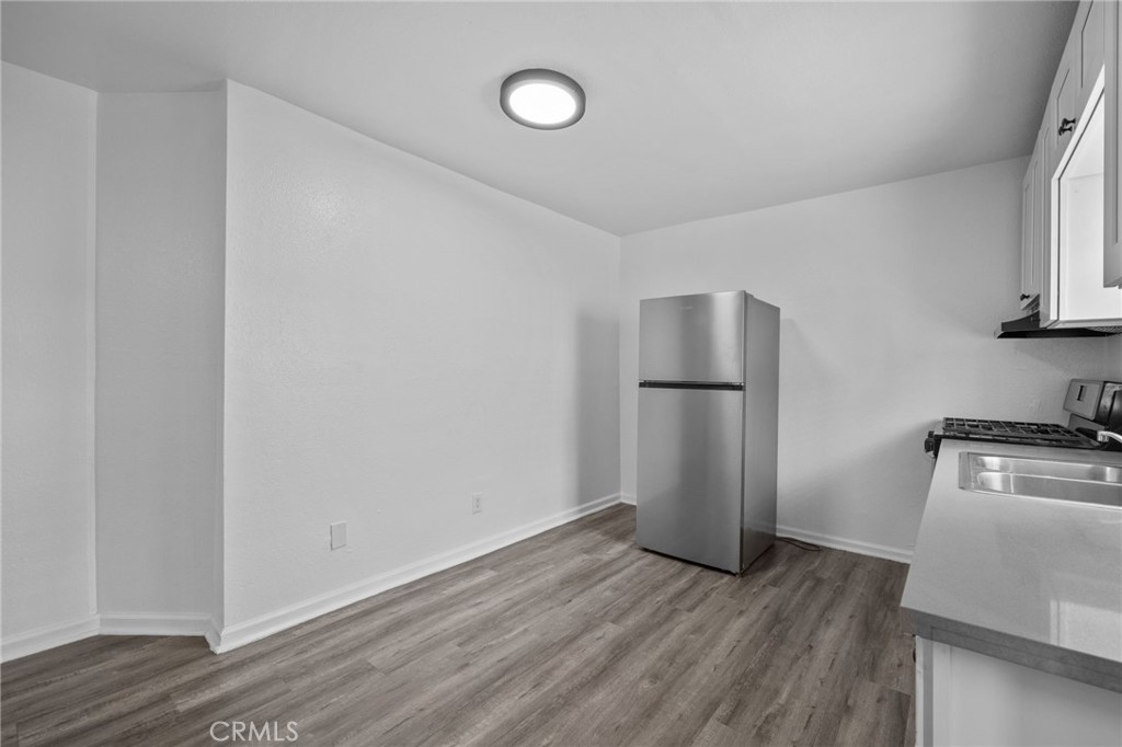 9538 Compton Avenue Property Photo 11