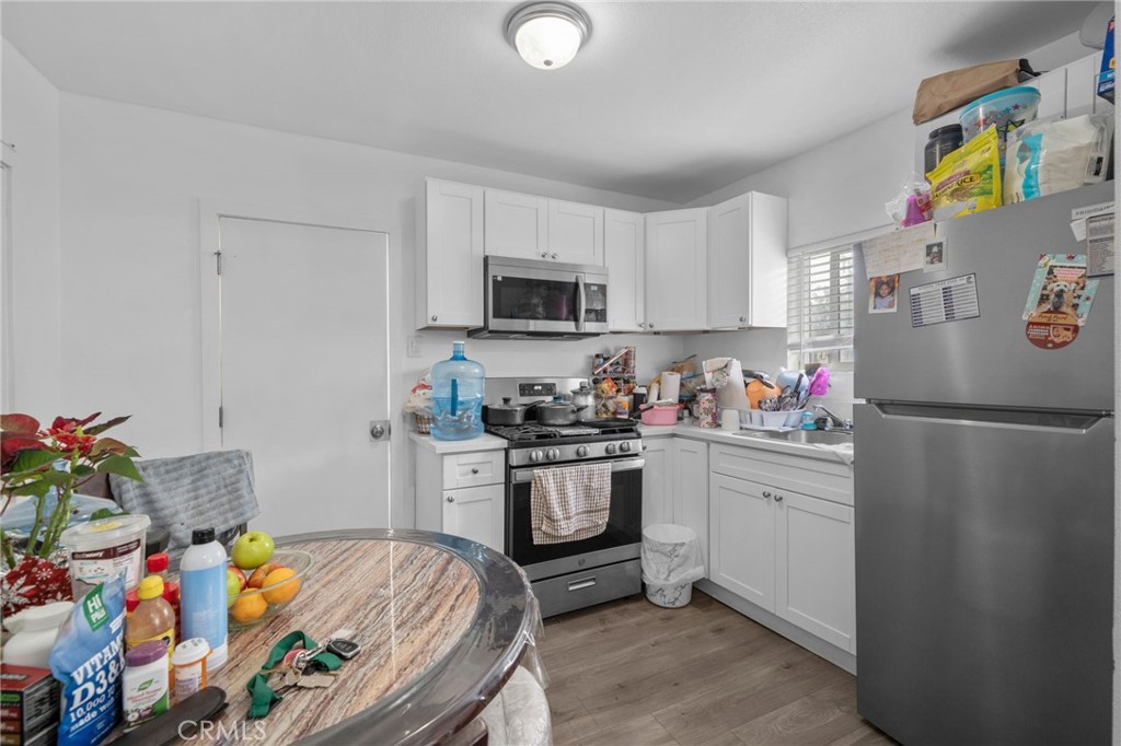 9538 Compton Avenue Property Photo 29