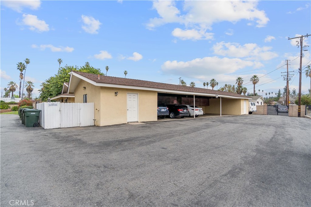 534 Roosevelt Road A Property Photo 15
