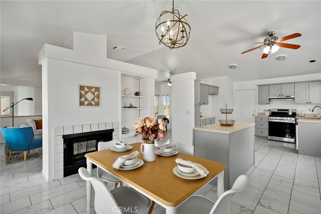 11778 Begonia Property Photo 4