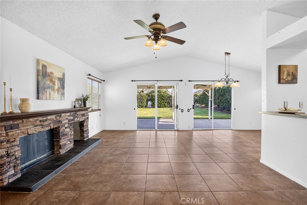 35640 Avenue H Property Photo 5