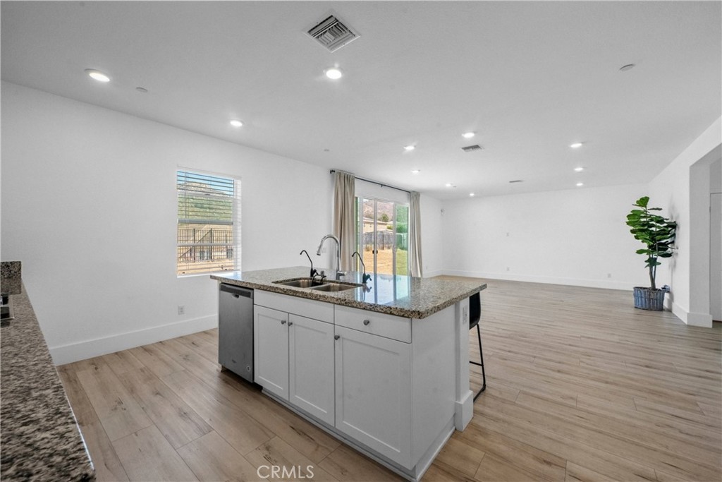 21199 Old Gate Court Property Photo 12