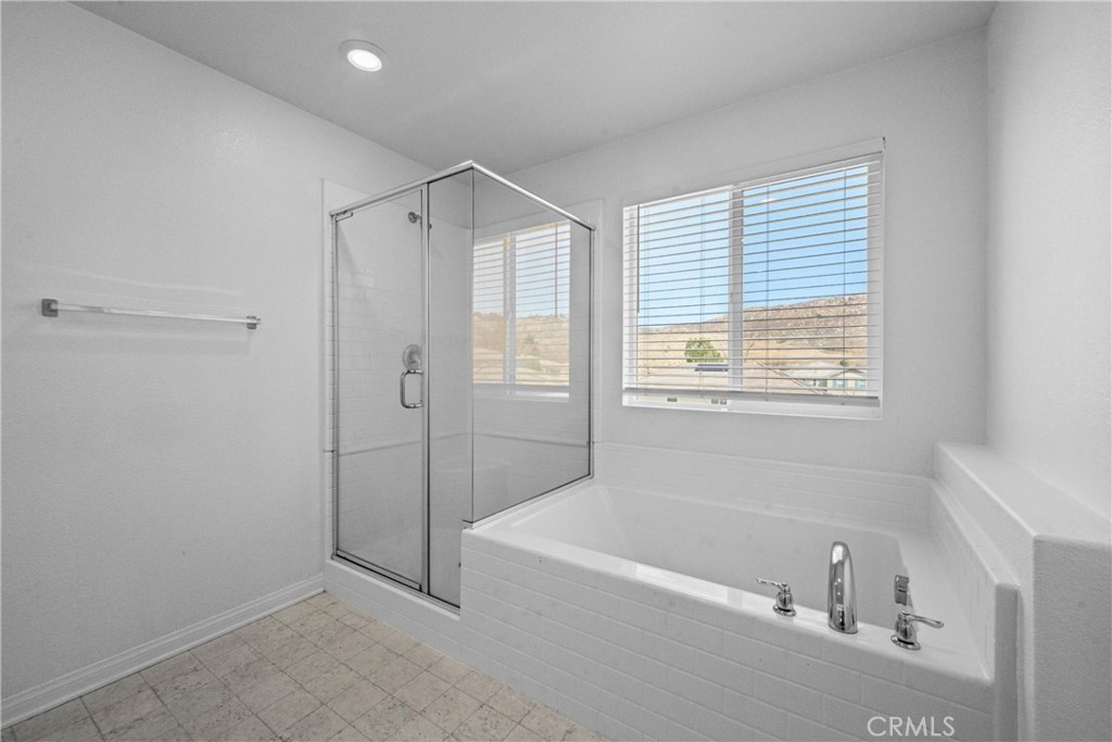 21199 Old Gate Court Property Photo 32