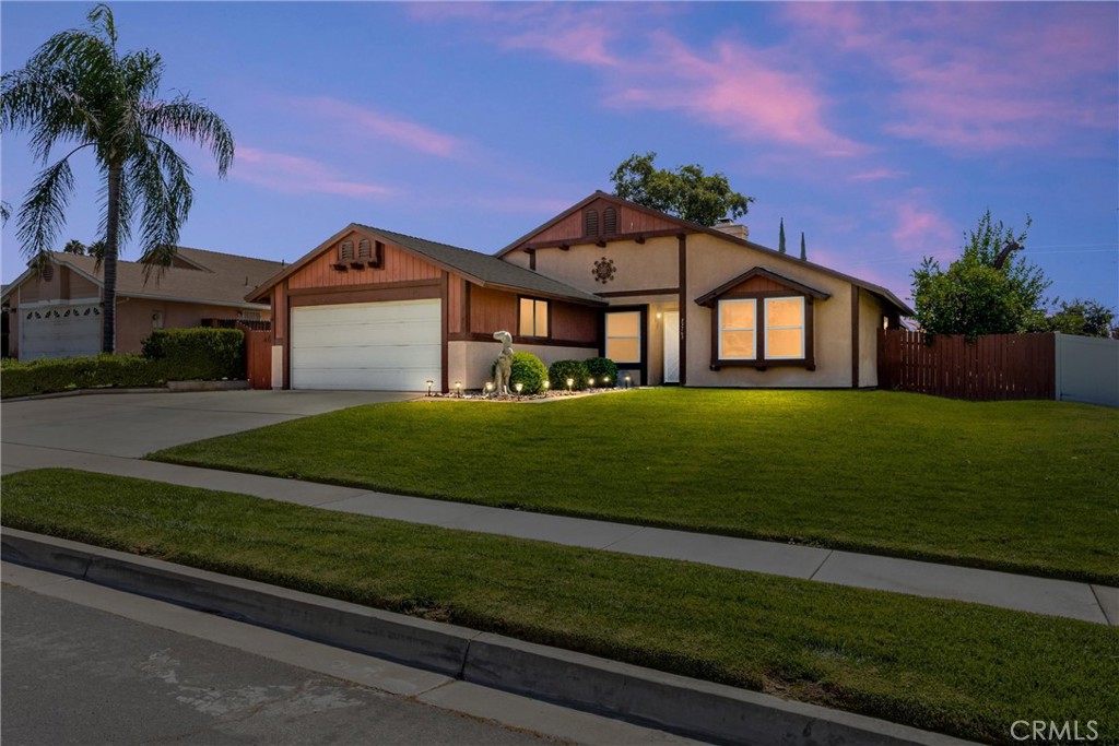 33763 Noreen Property Photo 1