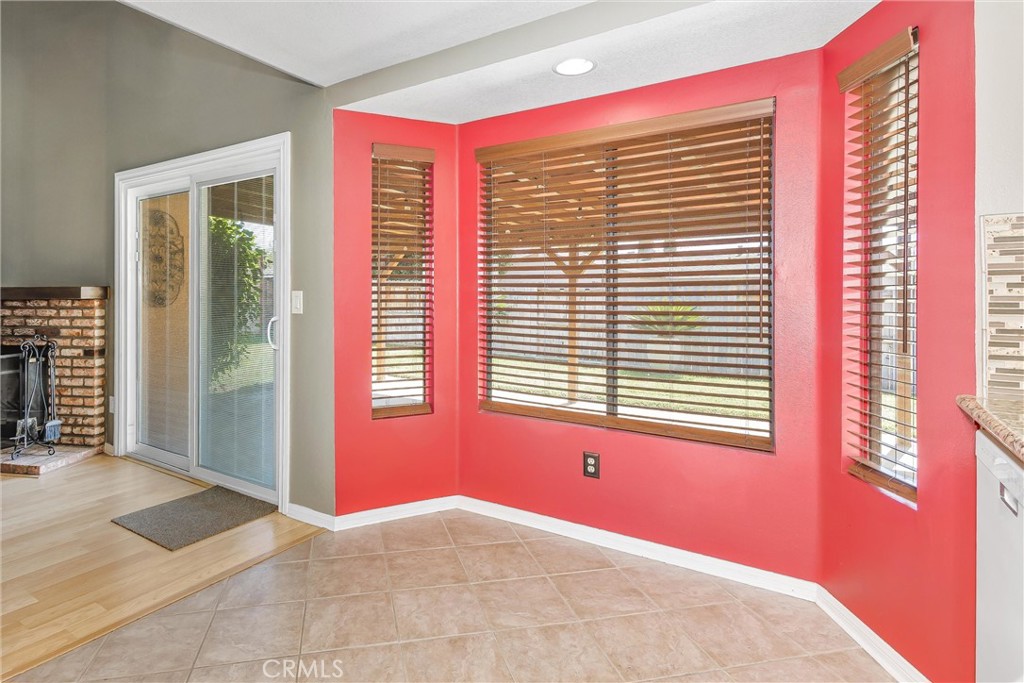 33763 Noreen Property Photo 11