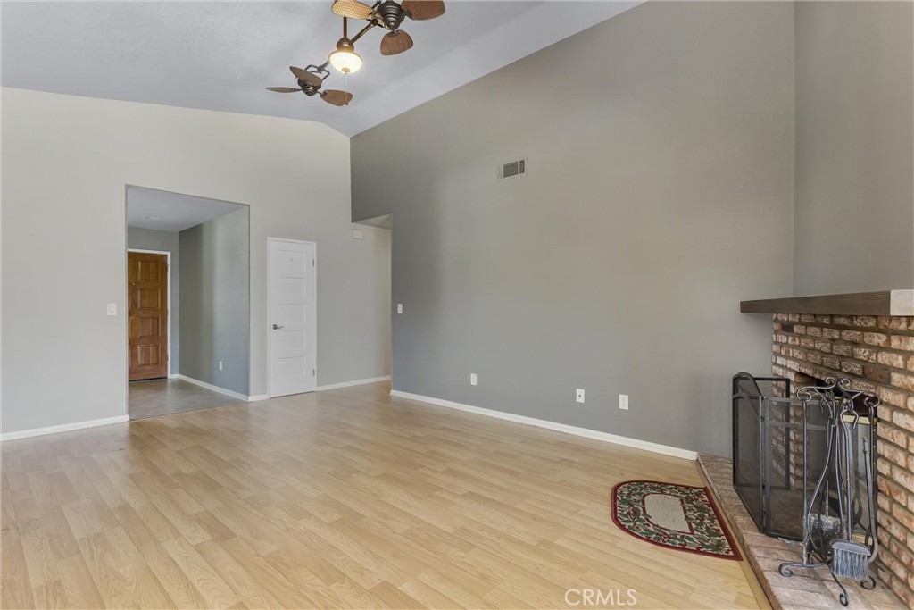 33763 Noreen Property Photo 13