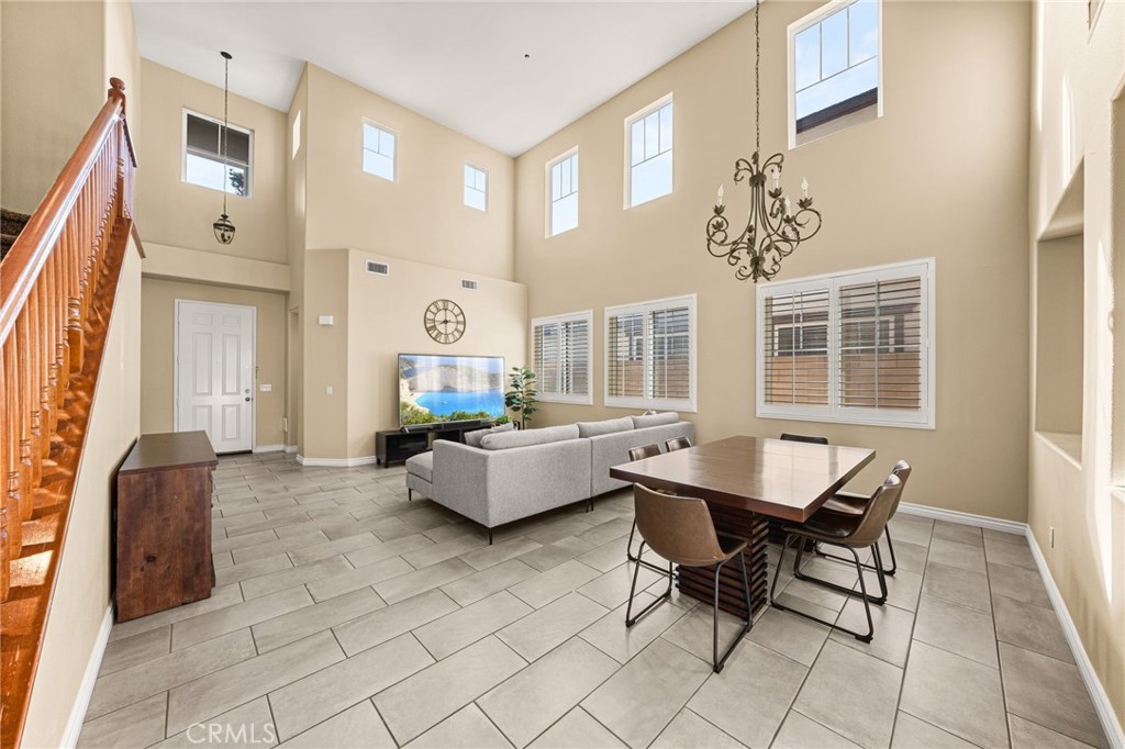 11002 Persimmon Property Photo 5