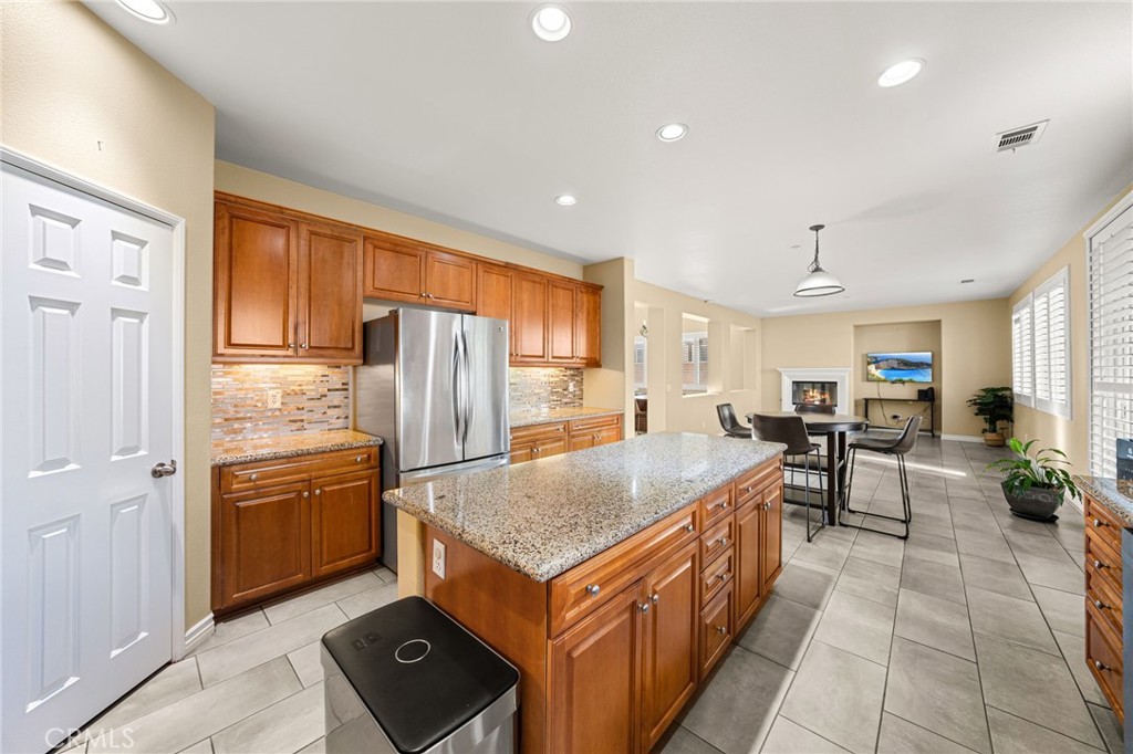11002 Persimmon Property Photo 10