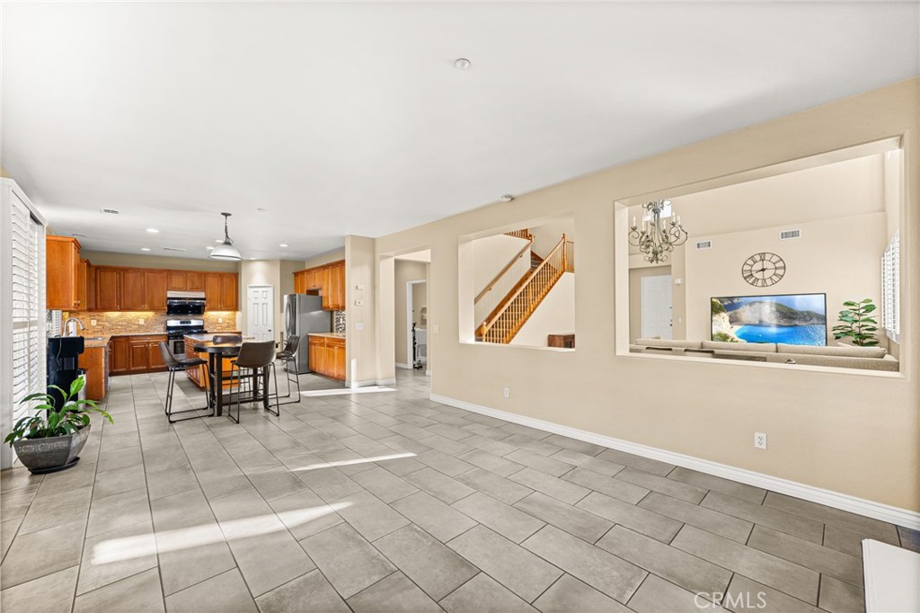 11002 Persimmon Property Photo 12