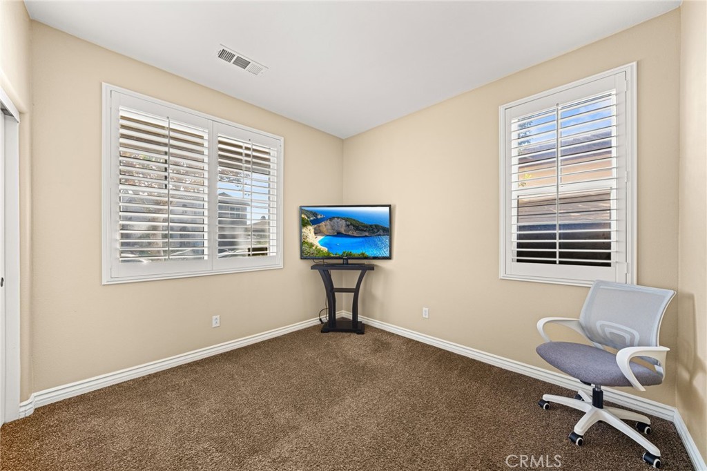 11002 Persimmon Property Photo 15