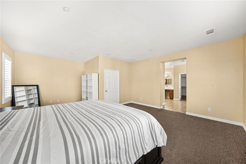 11002 Persimmon Property Photo 25