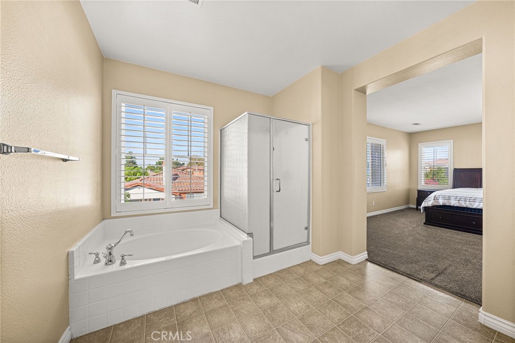 11002 Persimmon Property Photo 26