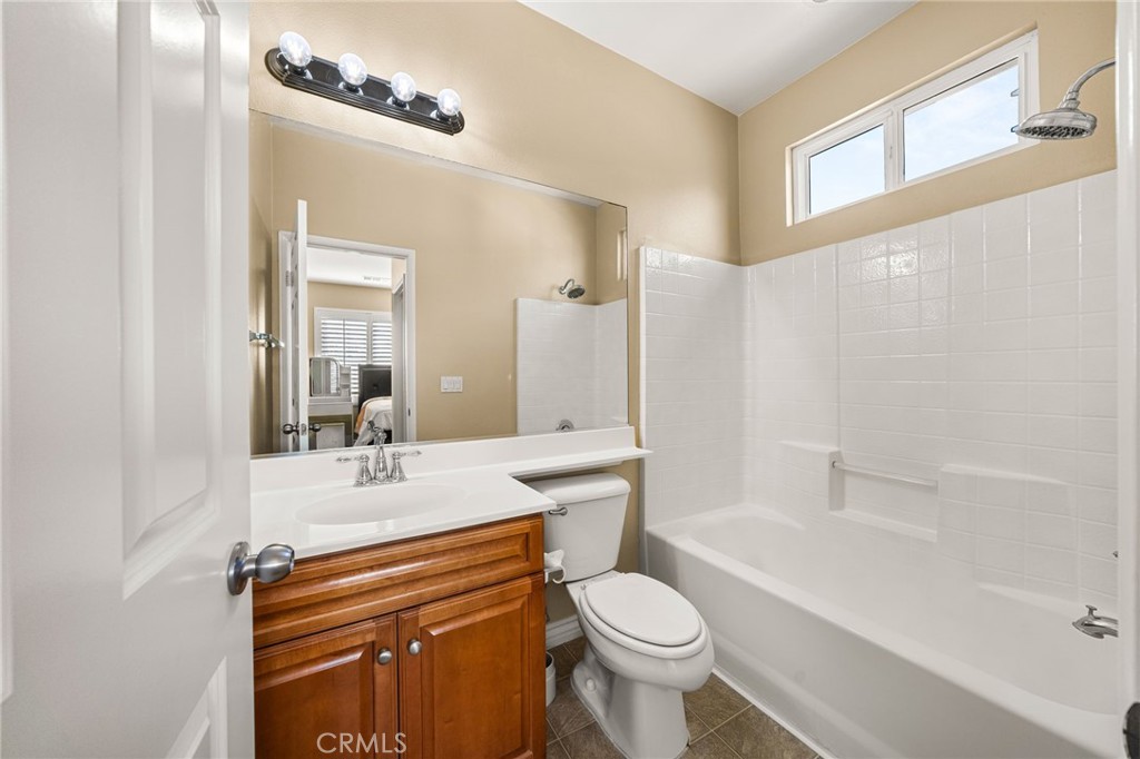 11002 Persimmon Property Photo 34