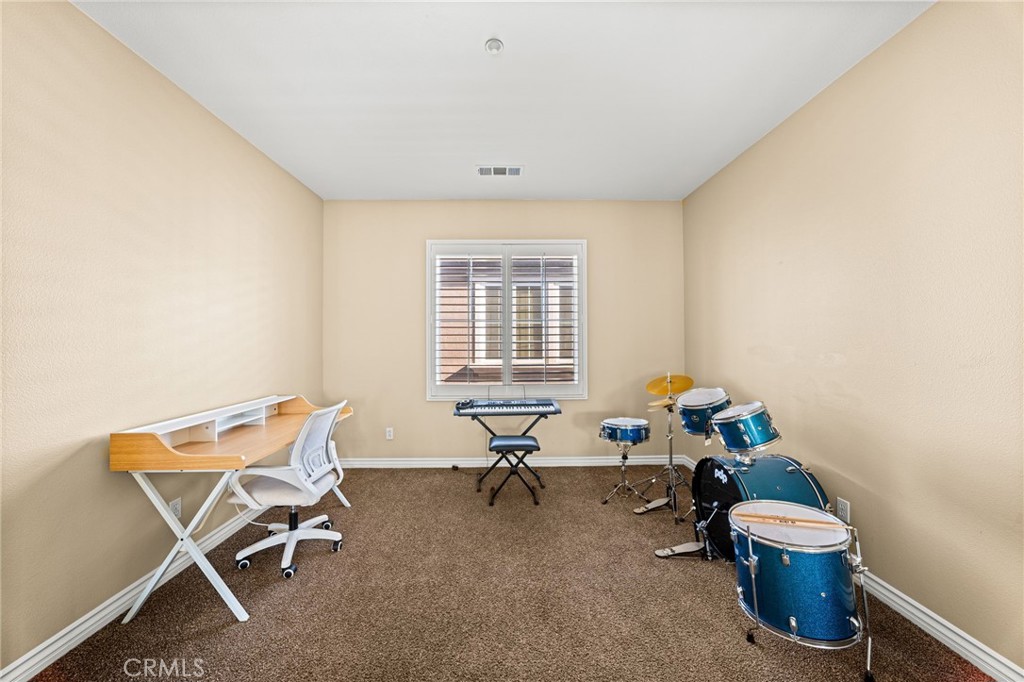 11002 Persimmon Property Photo 35