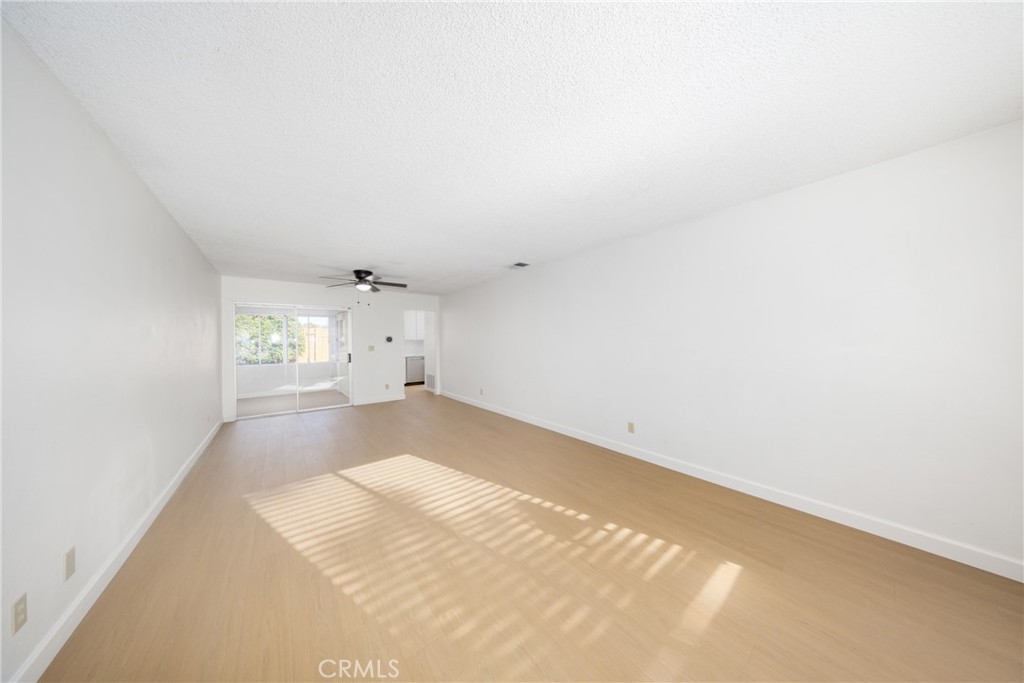 222 Dawn Way Property Photo 4