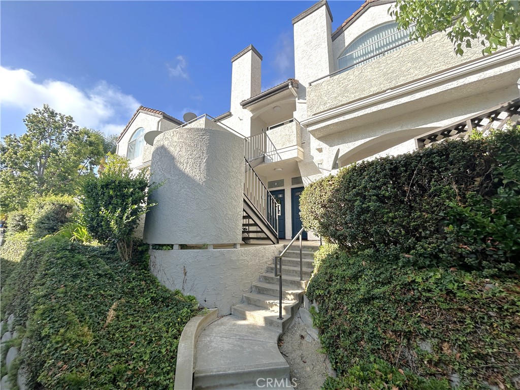 13133 Le Parc Property Photo 1