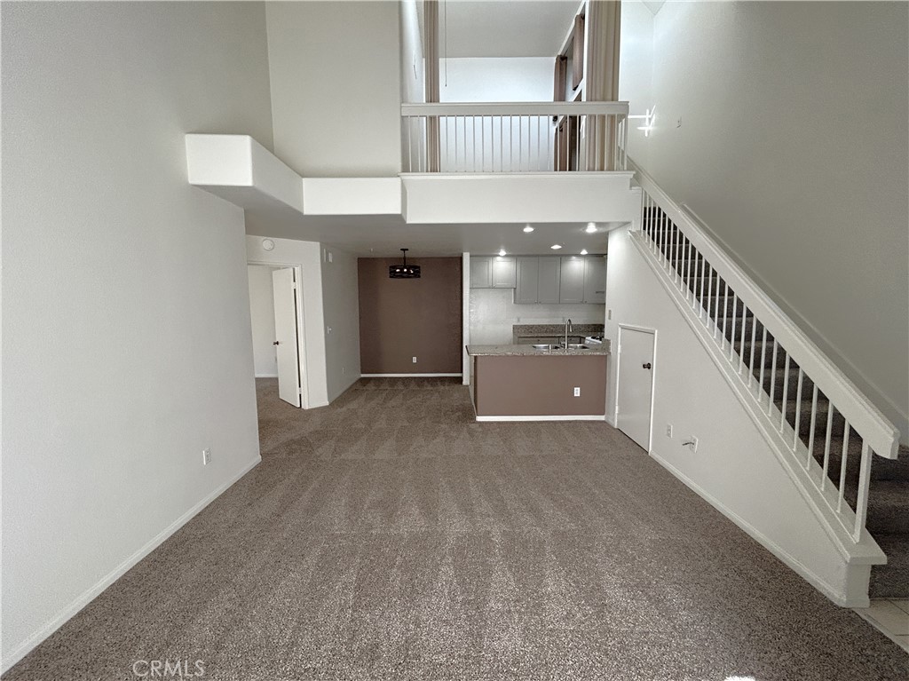13133 Le Parc Property Photo 5