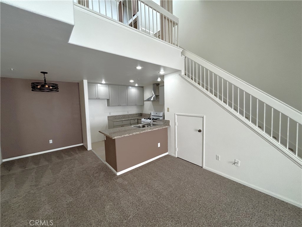 13133 Le Parc Property Photo 7
