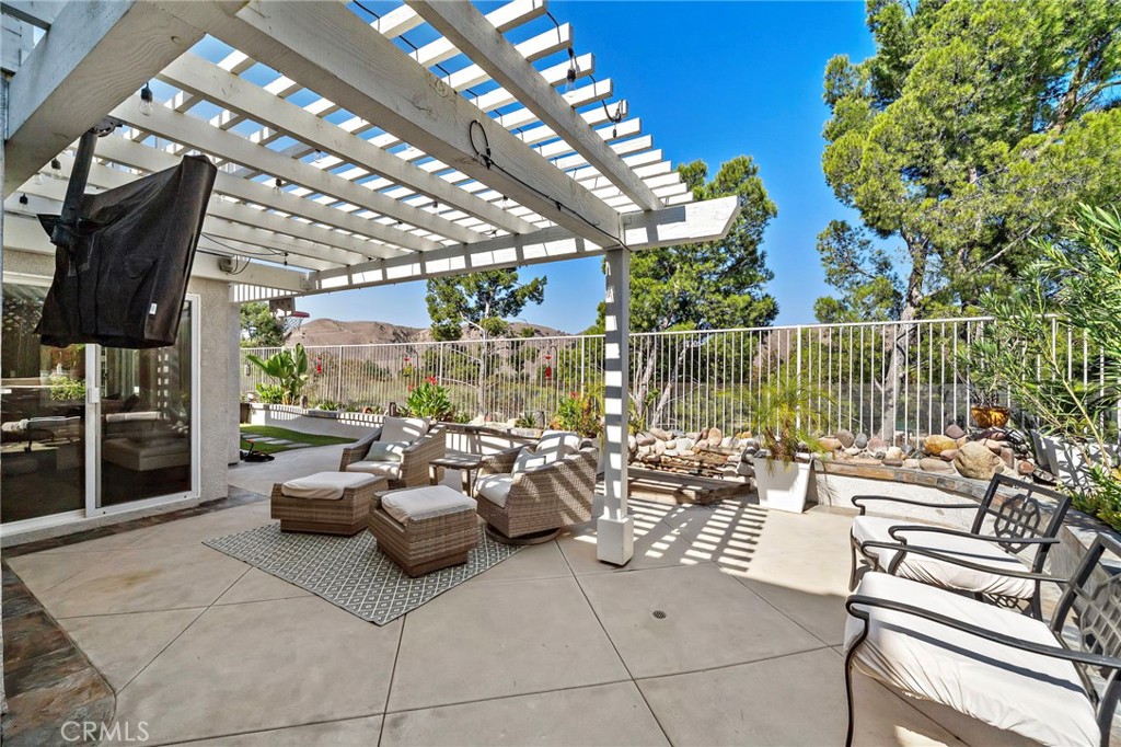 11587 Chadwick Property Photo 42