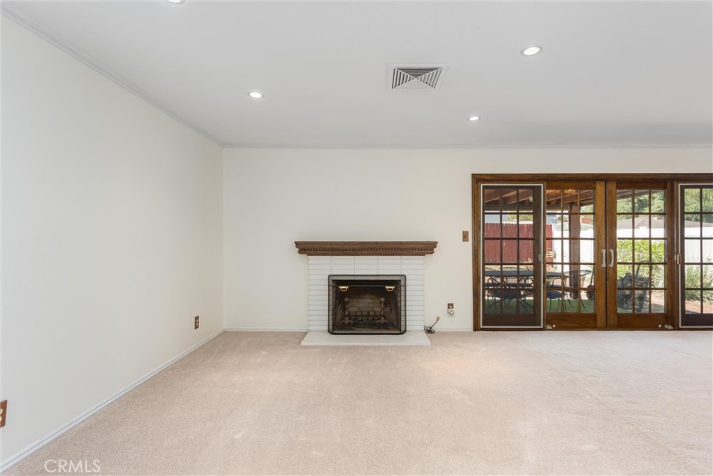 612 Lakeside Avenue Property Photo 6