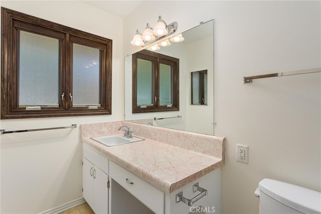 612 Lakeside Avenue Property Photo 32