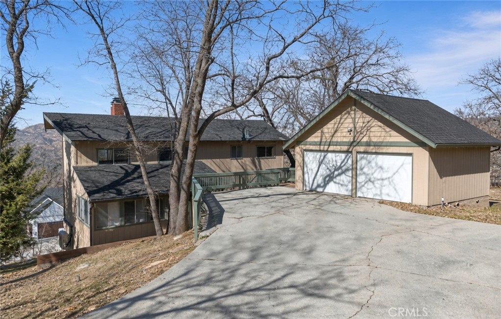 1405 Sequoia Property Photo 2