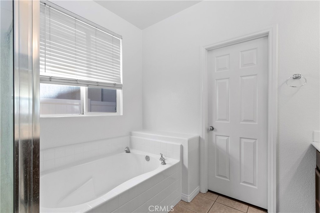 1673 Jade Moon Property Photo 16