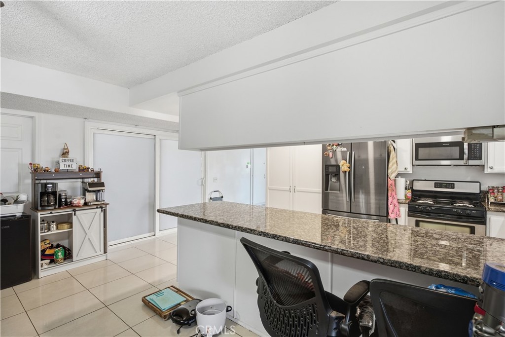22574 Kentfield Property Photo 17