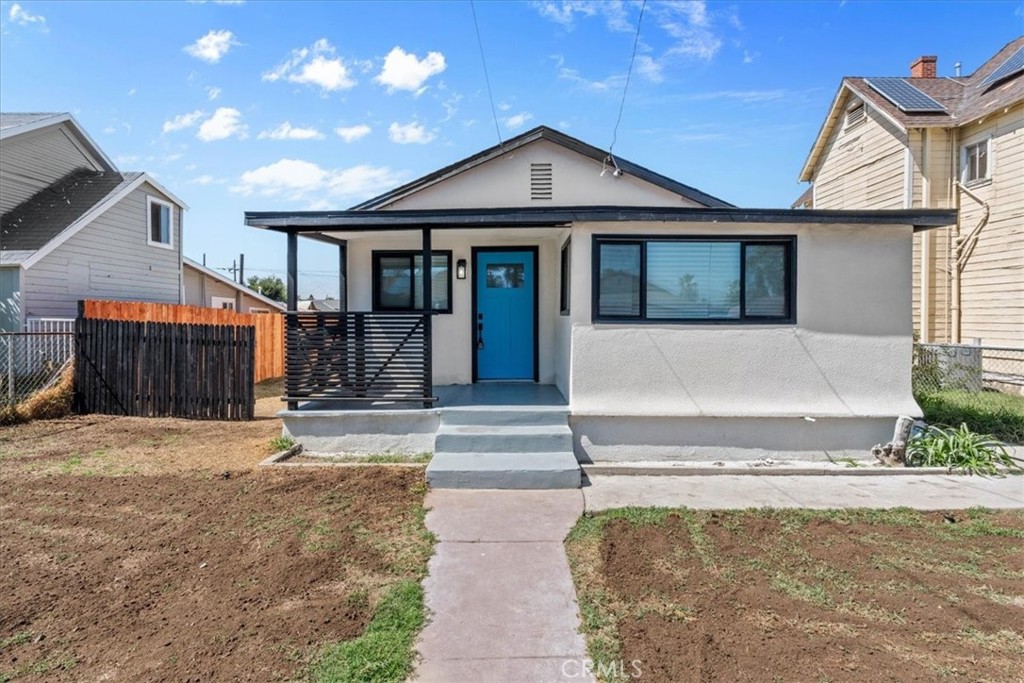 1011 Tribune Property Photo 2
