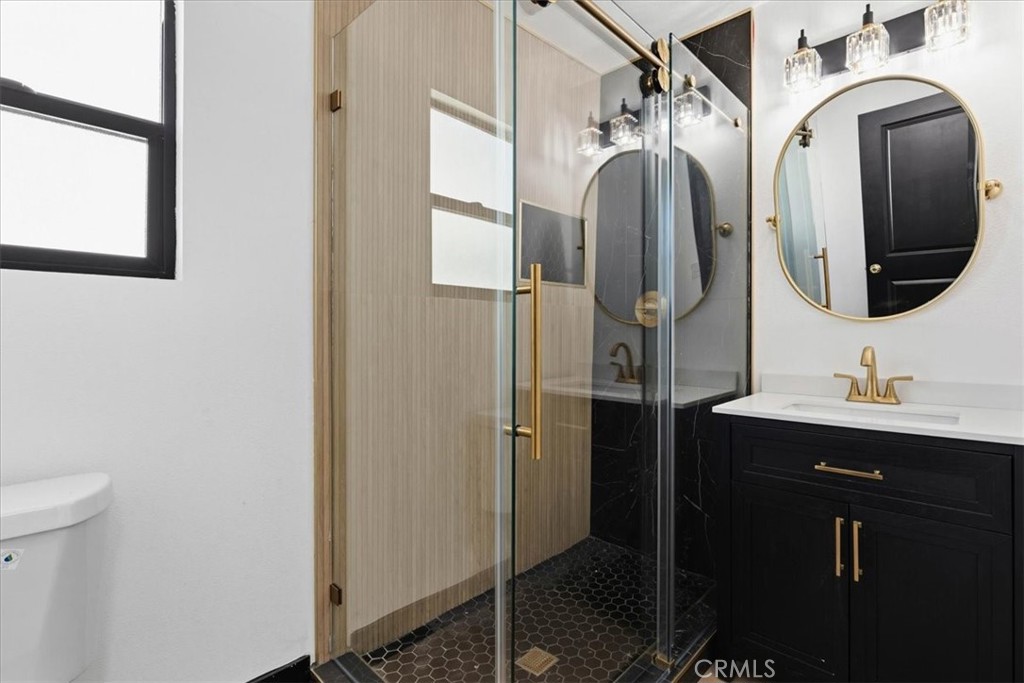 1011 Tribune Property Photo 17