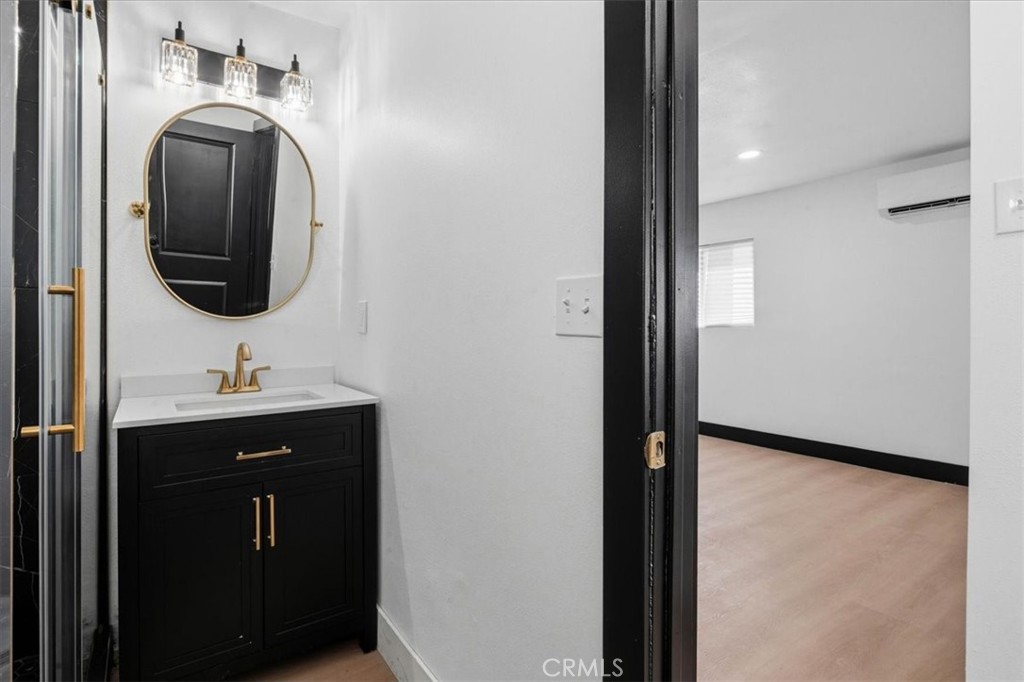 1011 Tribune Property Photo 19