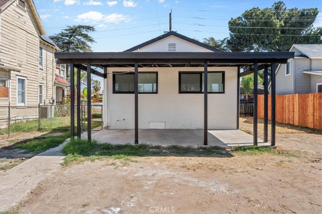 1011 Tribune Property Photo 25