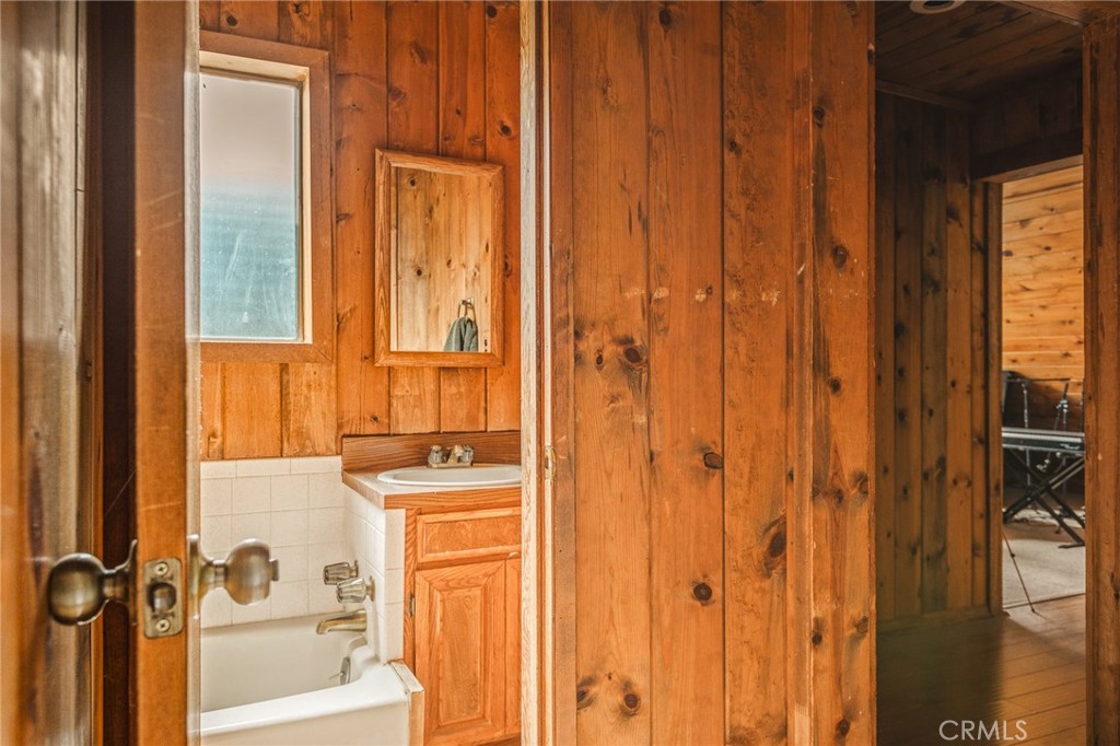 1284 Cortina Property Photo 13