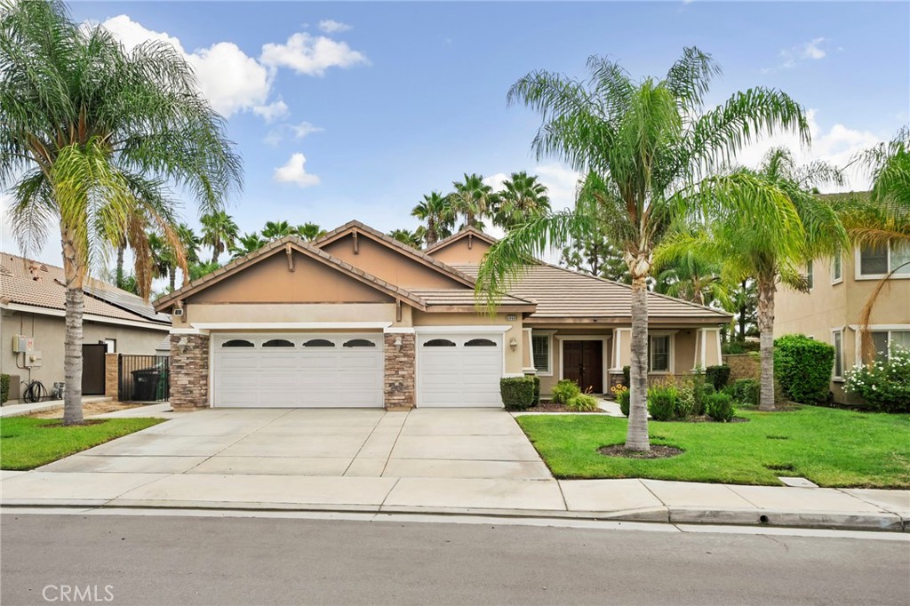 6860 Edinburgh Road Property Photo 1