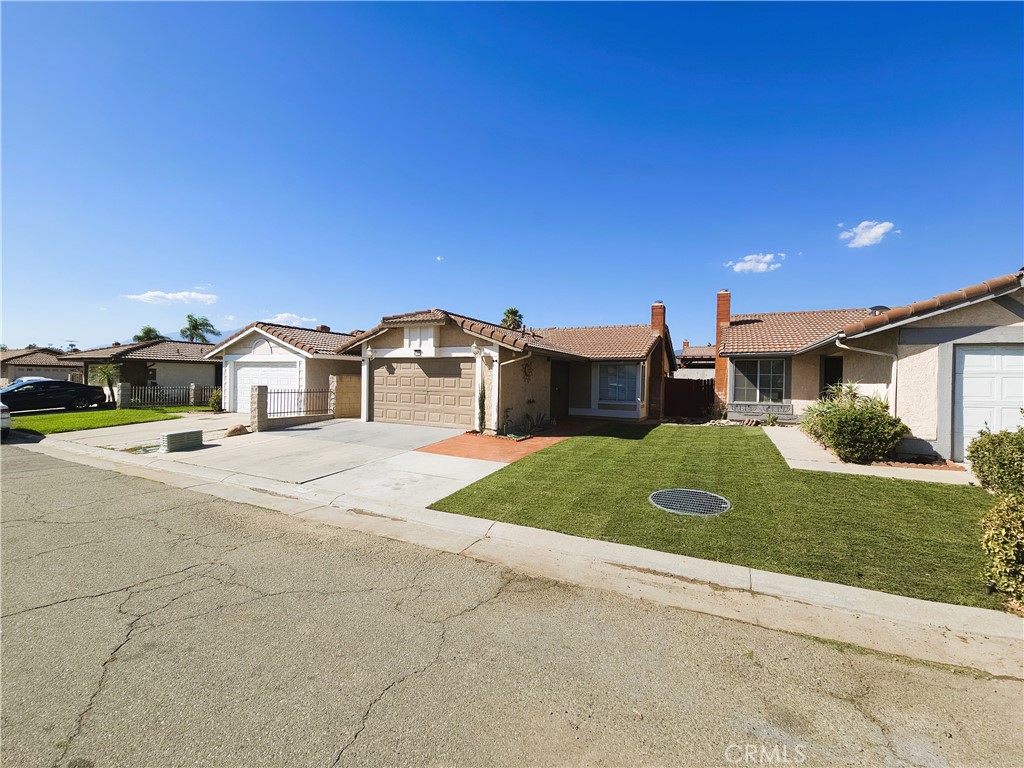 750 W Mariposa Drive Property Photo 7