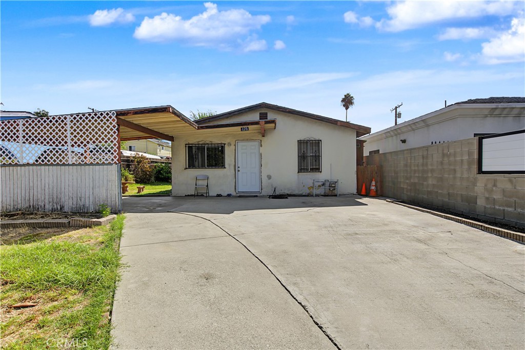 128 N Sandalwood Avenue Property Photo 7