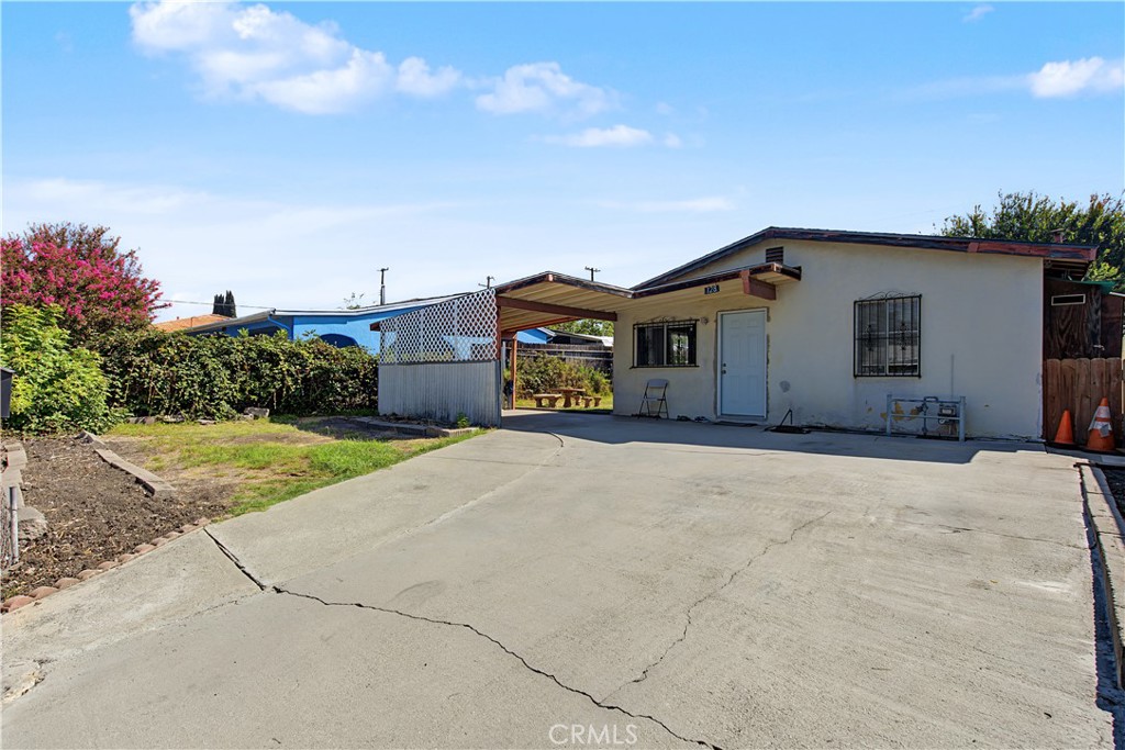 128 N Sandalwood Avenue Property Photo 8