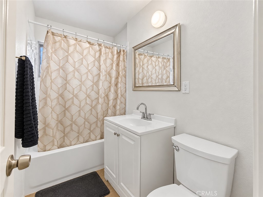 128 N Sandalwood Avenue Property Photo 29
