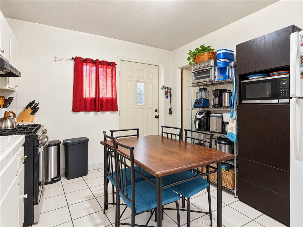 128 N Sandalwood Avenue Property Photo 35
