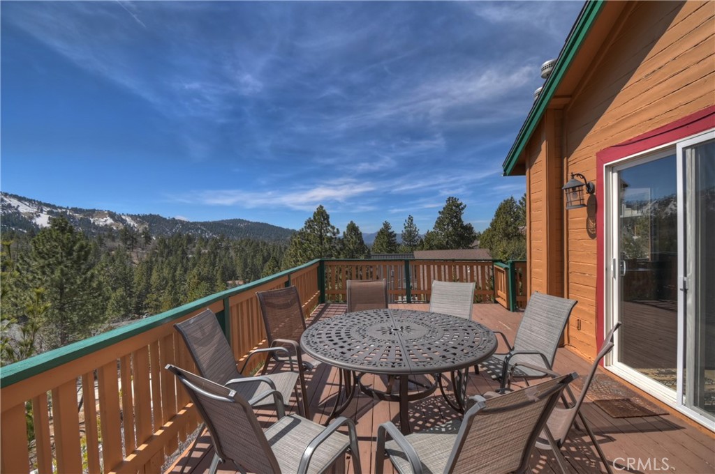 43850 Yosemite Drive Property Photo 5