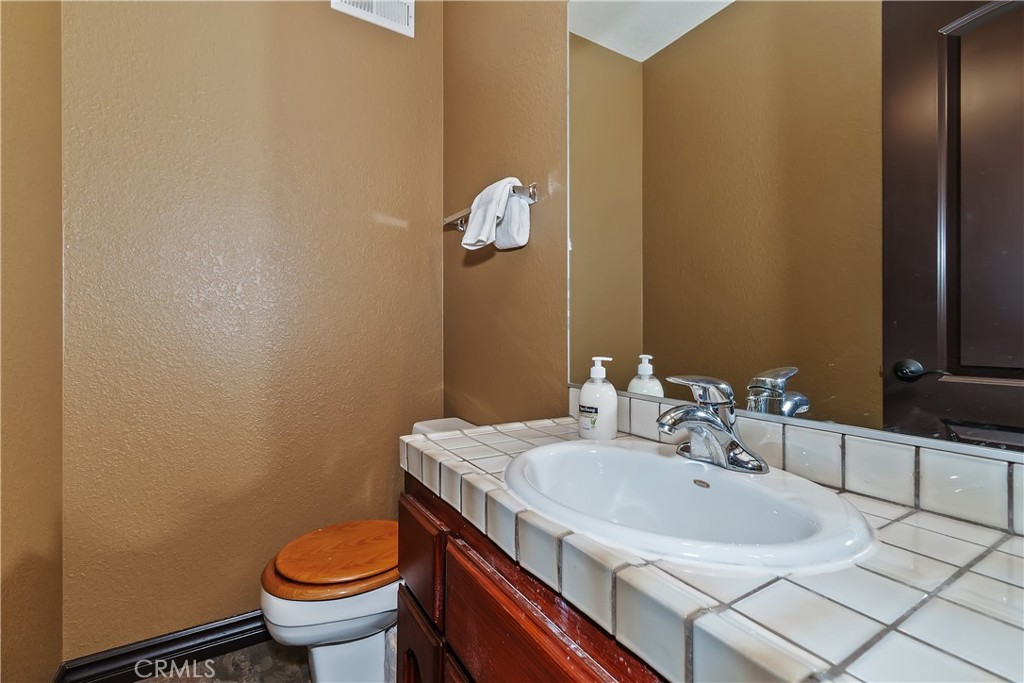 43850 Yosemite Drive Property Photo 24