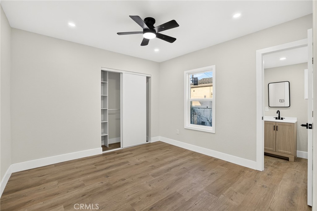 1116 W 76th Street Property Photo 14