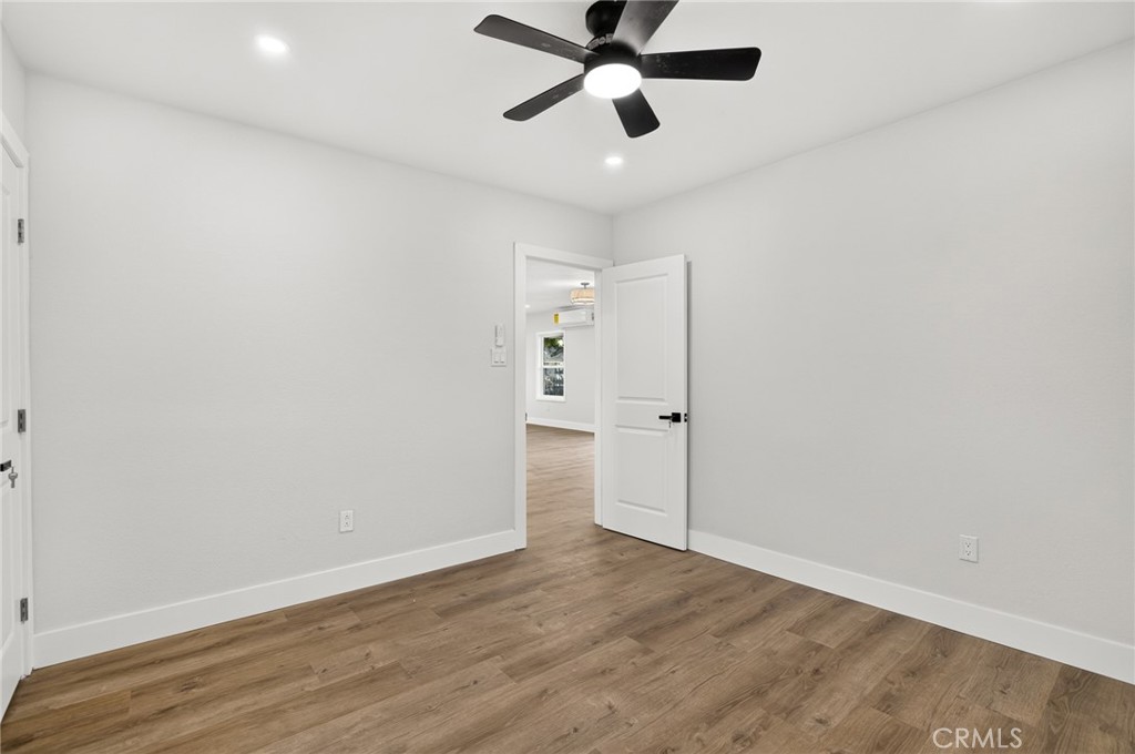1116 W 76th Street Property Photo 16