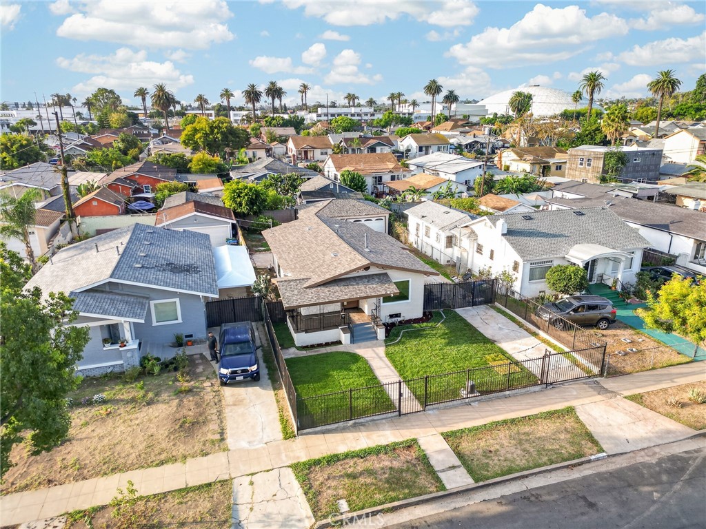 1116 W 76th Street Property Photo 30