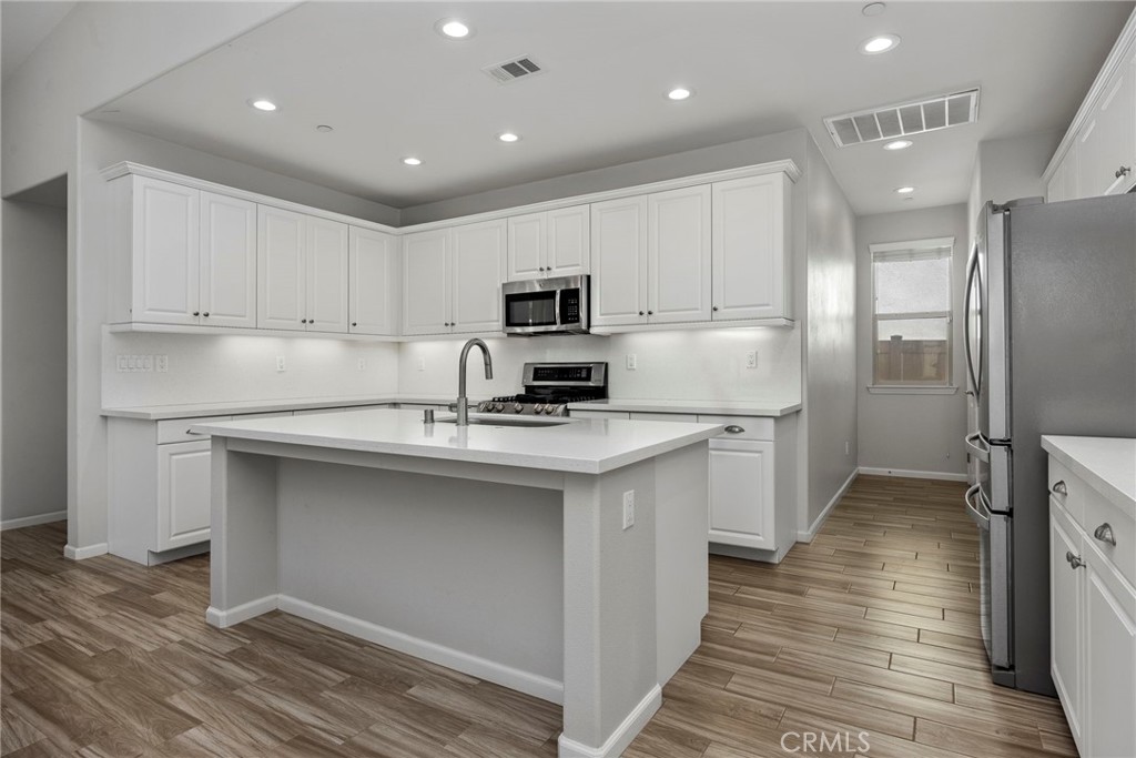 36451 Chervil Court Property Photo 8