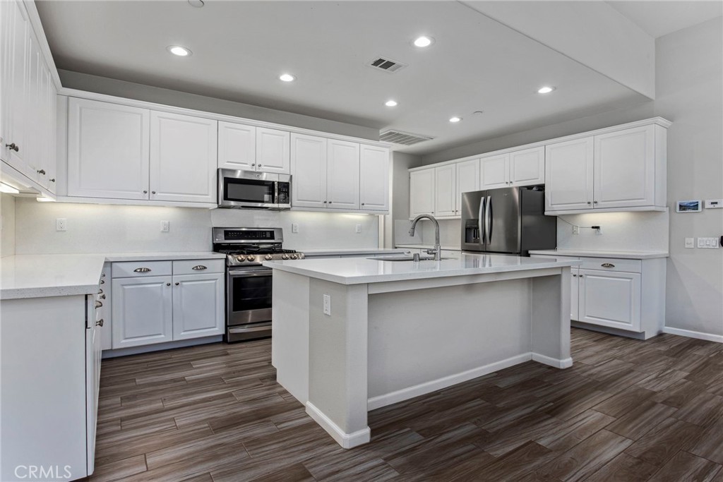 36451 Chervil Court Property Photo 11